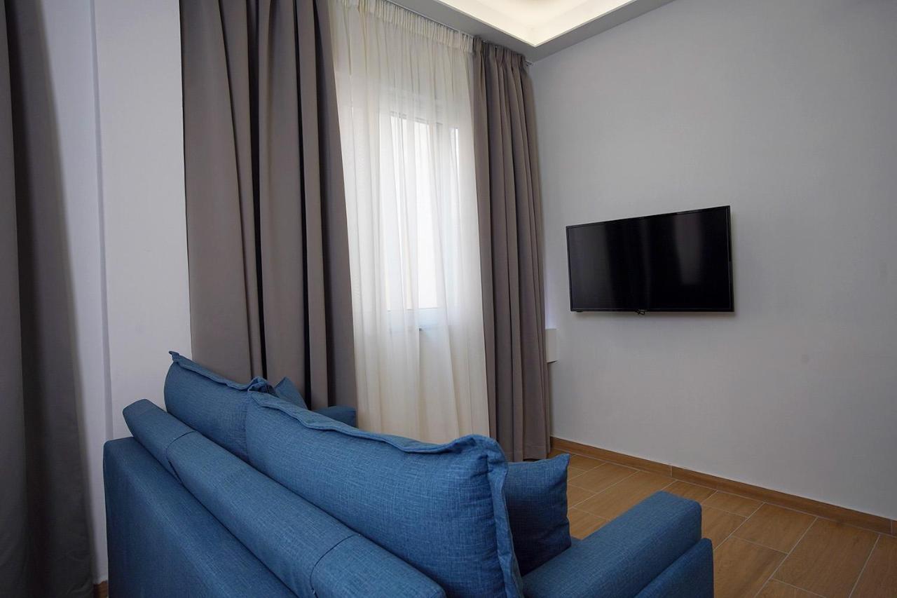 Tip - Top Suites Aten Exteriör bild