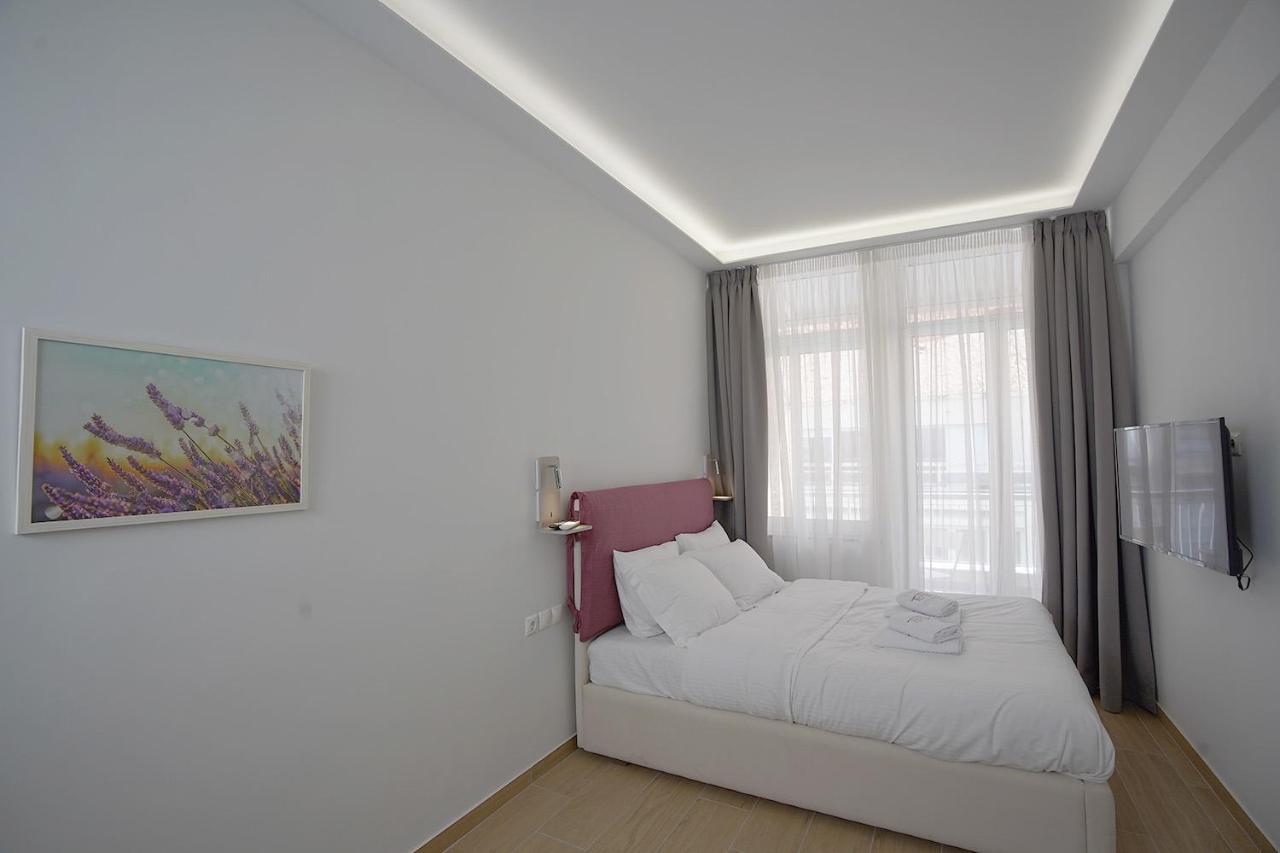 Tip - Top Suites Aten Exteriör bild