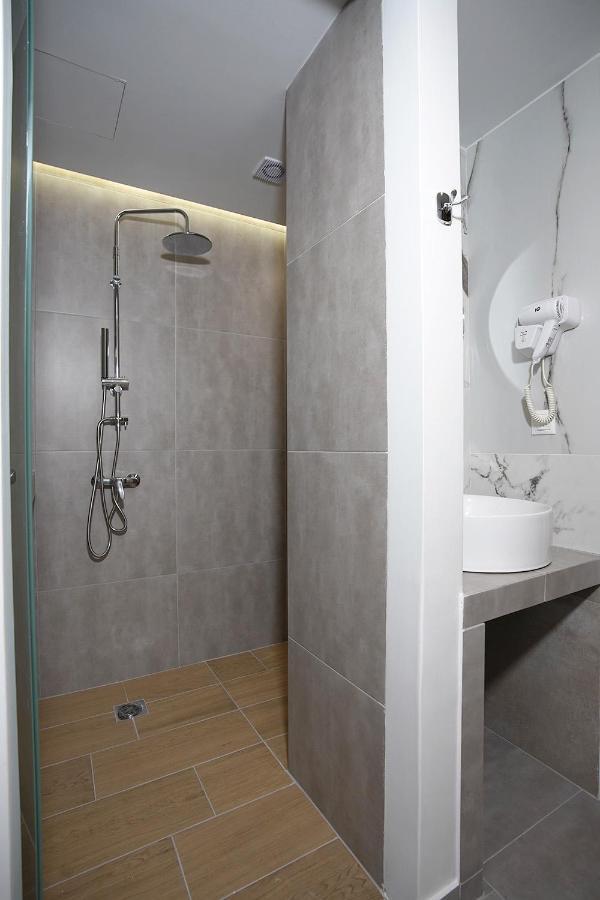 Tip - Top Suites Aten Exteriör bild