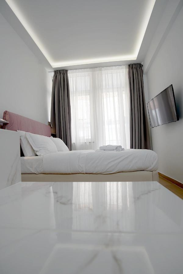 Tip - Top Suites Aten Exteriör bild