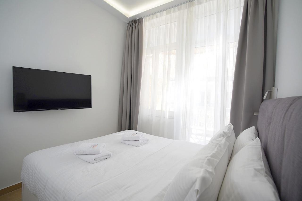 Tip - Top Suites Aten Exteriör bild