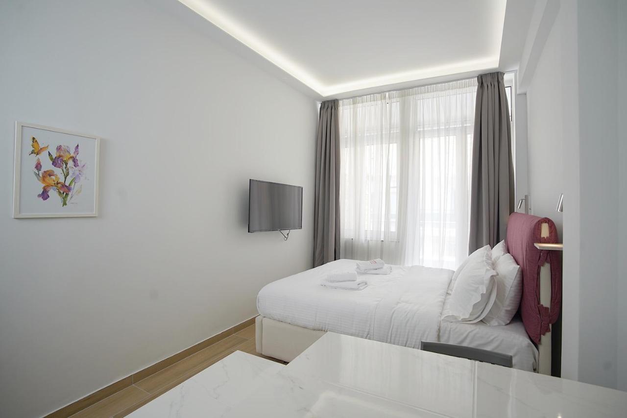 Tip - Top Suites Aten Exteriör bild